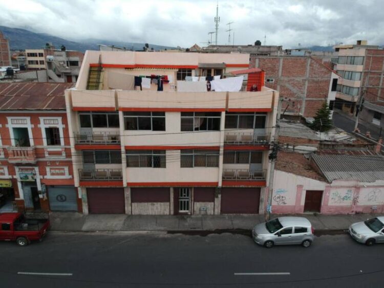 87a572dc-e92c-436c-b258-9b9e1d0d20dd